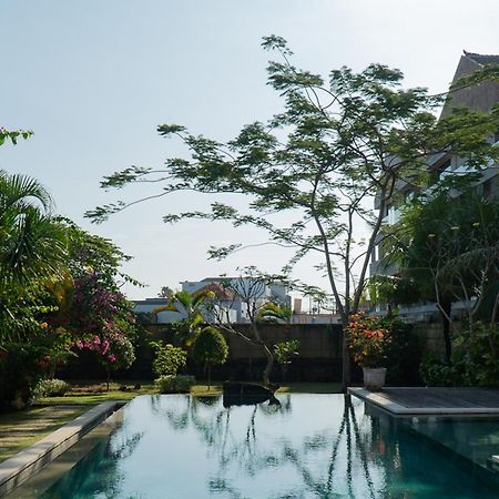 Villa Manggala - 13 Mins Walk To Berawa Beach Canggu Kültér fotó